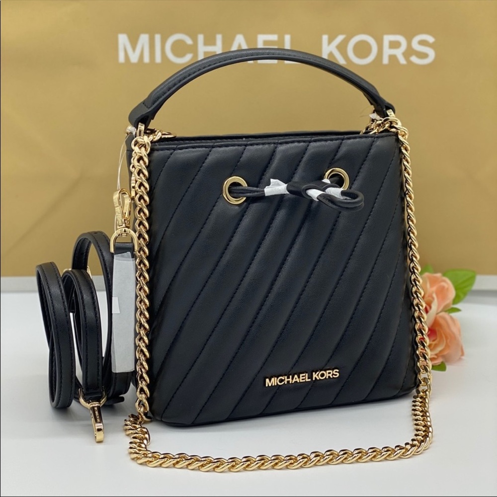 MICHAEL KORS SMALL BUCKET XBODY BLACK - Picture 15 of 16